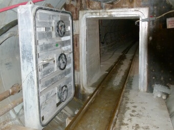 waterproof flood door