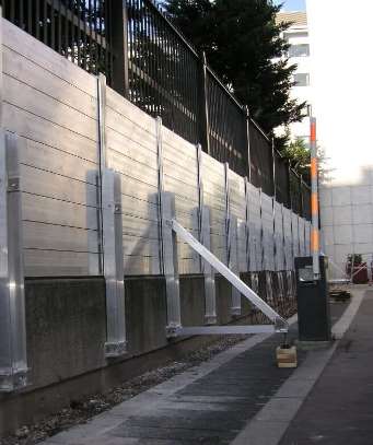 demountable flood-protection mounted barrier